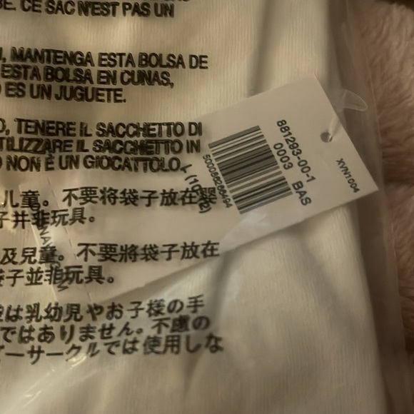 Old navy girls tee shirt sleeve crew neck - Picture 4 of 4